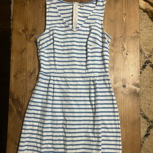 Old navy blue and white stripes dress. Very flattering medium